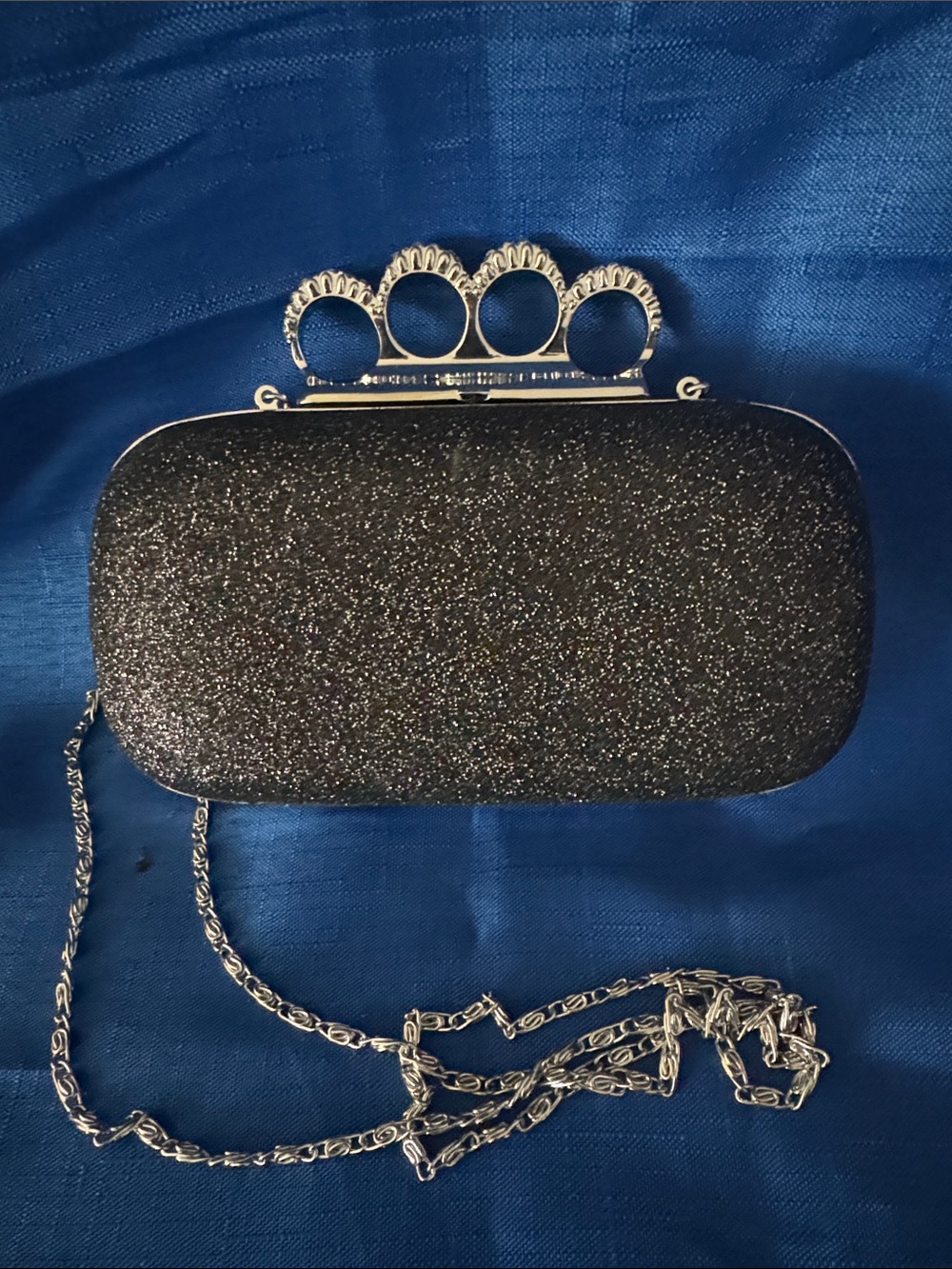 Black Glitter Hard Case Evening Clutch - 4 Ring Finger Handle - Removable Chain